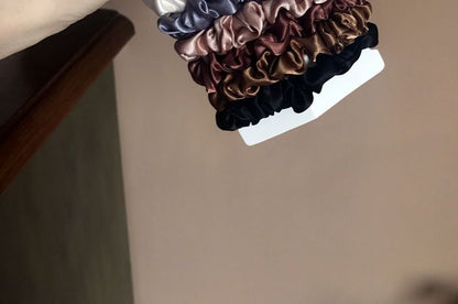 Scrunchies 6: Silky of Set