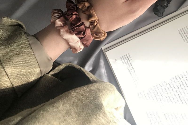 Scrunchies 6: Silky of Set