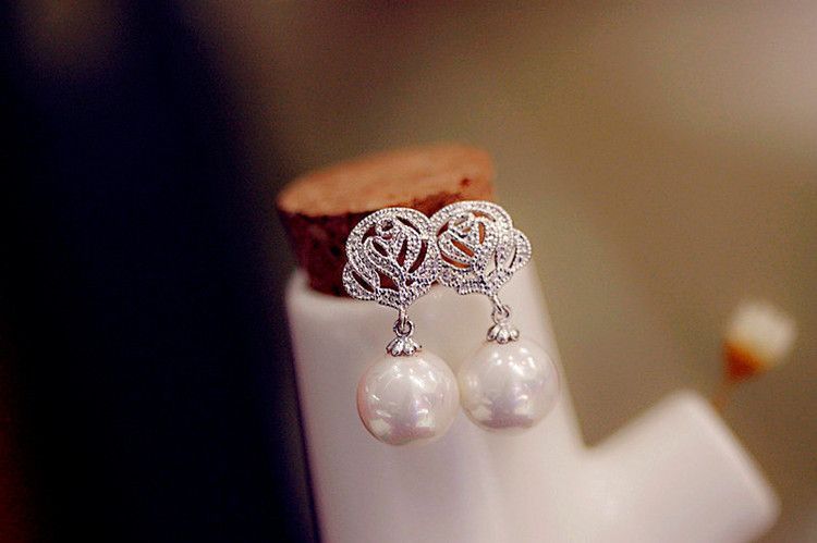 Pearl Rose Earring Faux Rhinestone Dangle