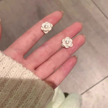 Faux Pearl Flower Earring Alloy