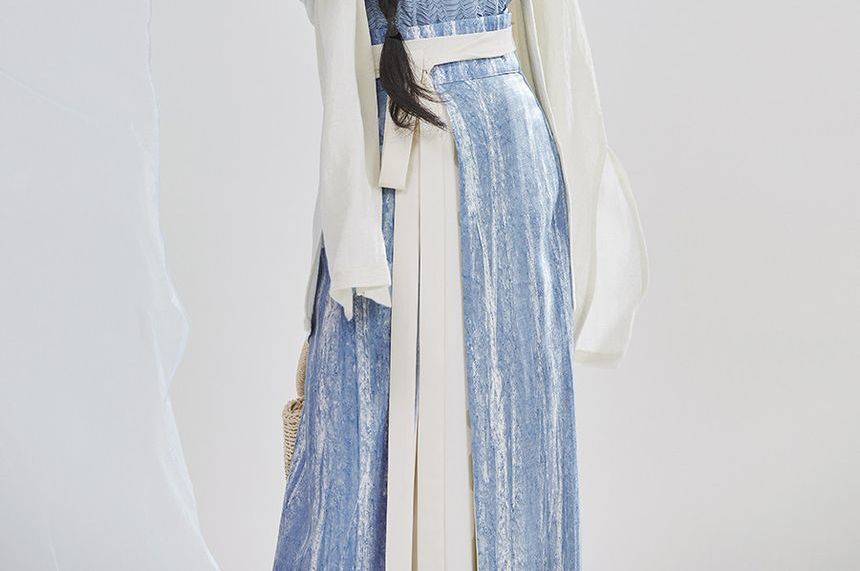 Long-Sleeve Hanfu Costume Set