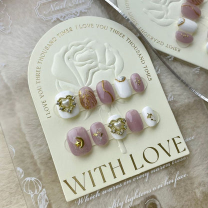 Verzierte künstliche Nagelspitzen