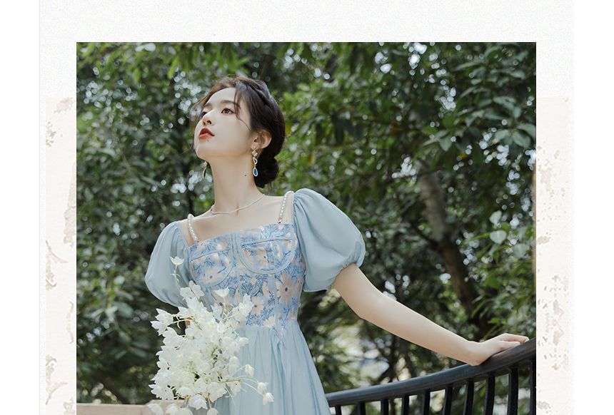 Short-Sleeve Square Neck Lace Midi A-Line Dress