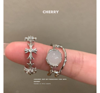Ring Cross / Set Faux Moonstone Open