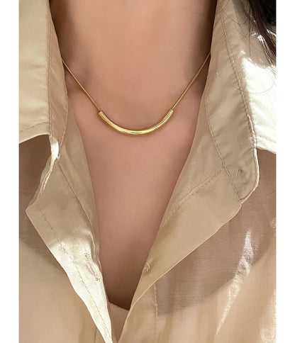 Necklace Pendant Curve