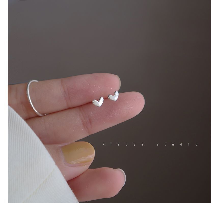 Silver Earring Stud Heart