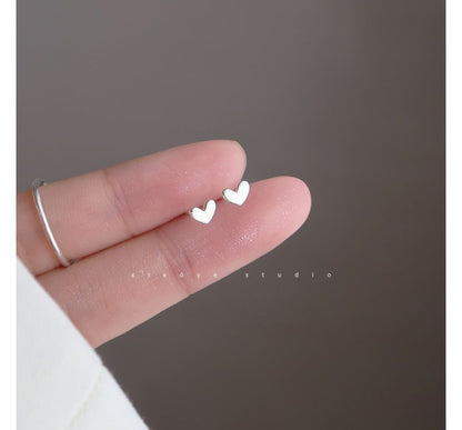 Silver Earring Stud Heart