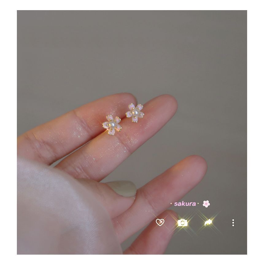 Earring Stud Floral Faux Pearl Alloy