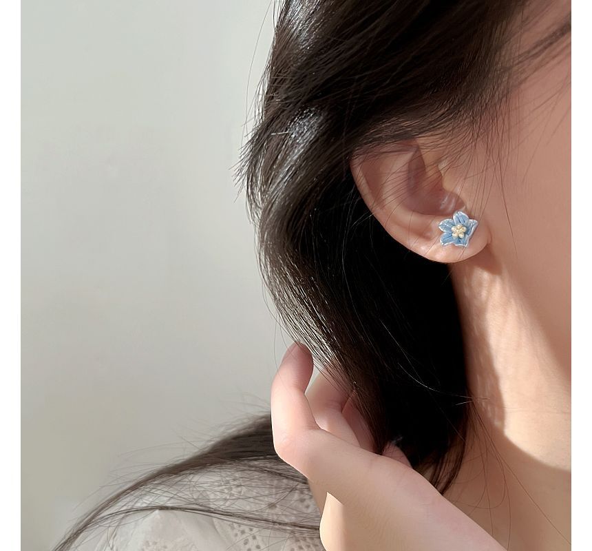 Acrylic Earring Stud Floral Alloy