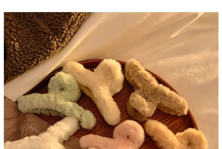 Plain Chenille Clamp Hair