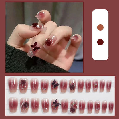 Blumendruck auf Nägeln