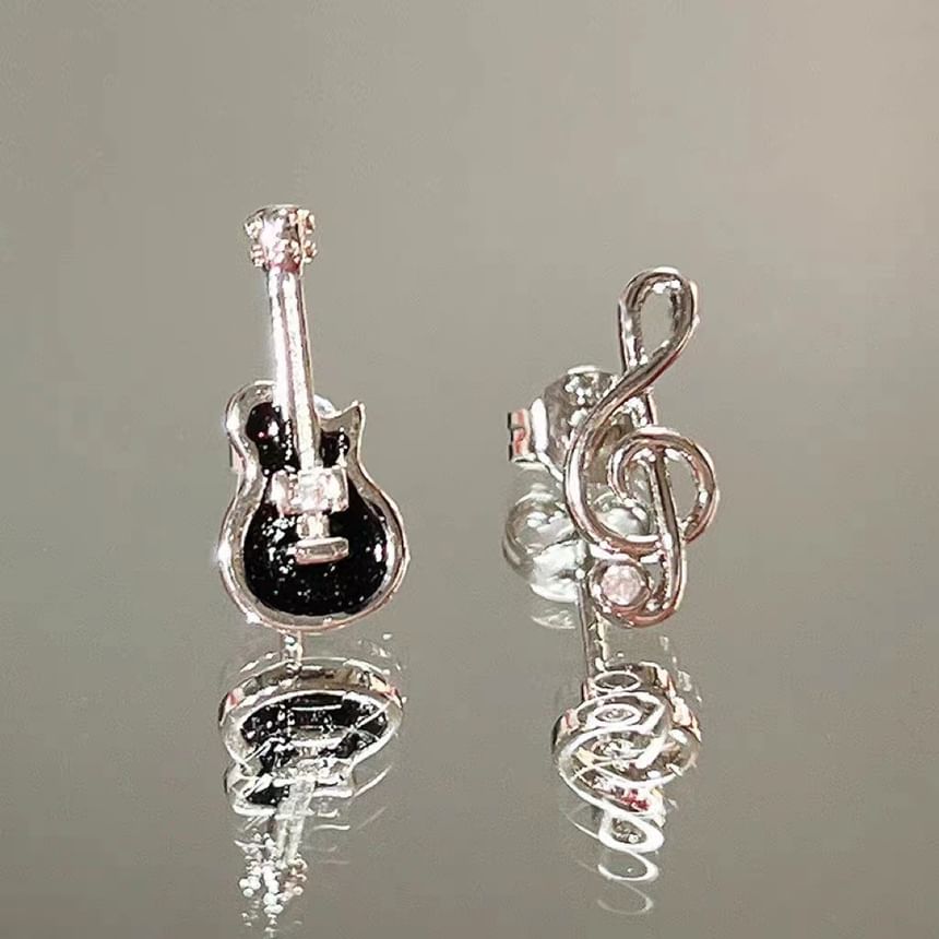Silver Asymmetrical Stud Sterling Ear