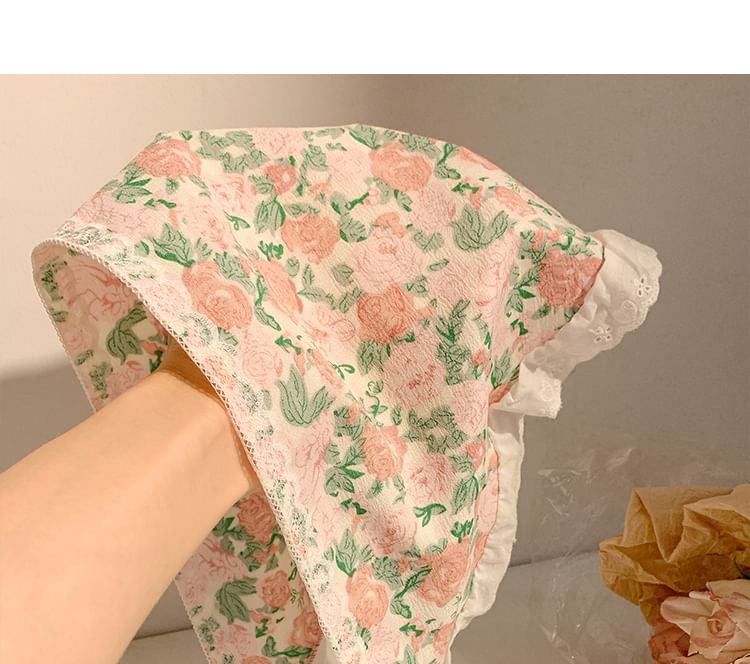 (Various Triangle Print Designs) Floral Scarf Head
