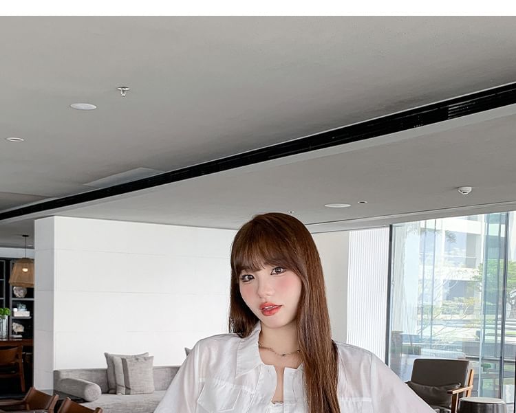 Short-Sleeve Open Front Crop Shirt