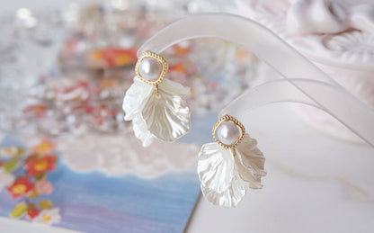 Petal Earring Faux Chandelier Pearl Alloy