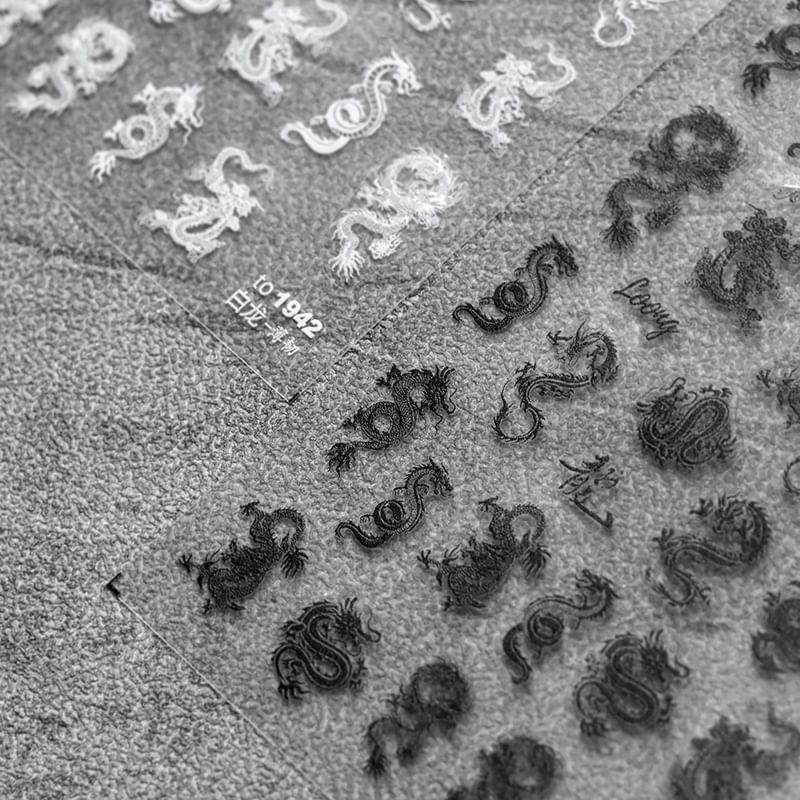 Autocollants pour nail art motif dragon chinois