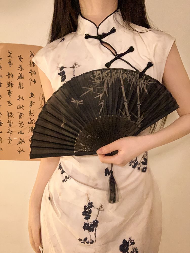 Foldable Fan Hand Print Bamboo (Various Designs)
