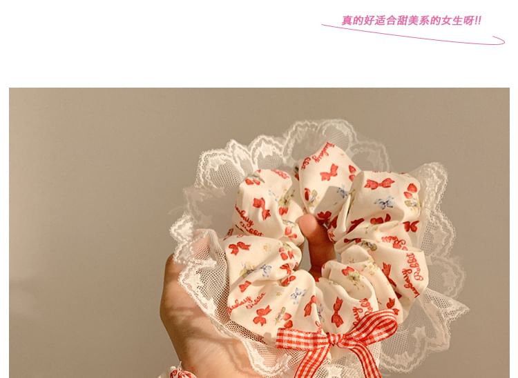 Scrunchie Cherry Trim Floral Bandana / Designs) (Various Lace