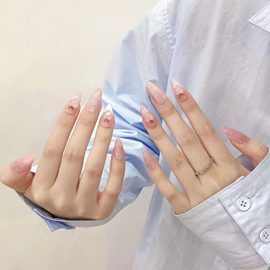 Pfirsichfarbener Press-On-Nagel