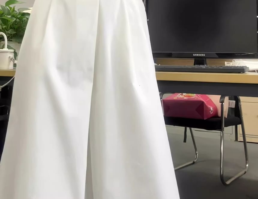 Sleeveless Plain Blouse / High Waist Maxi A-Line Skirt / Set