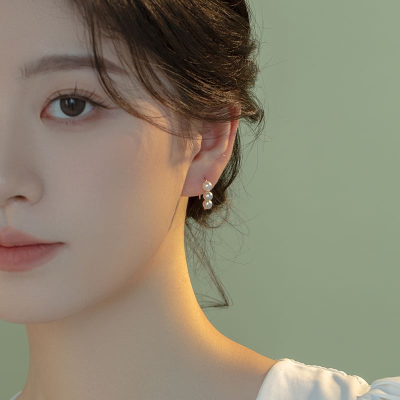 Pearl Faux Earring Drop