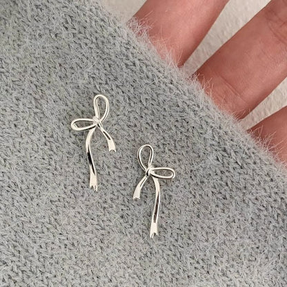 Bow Stud Earring