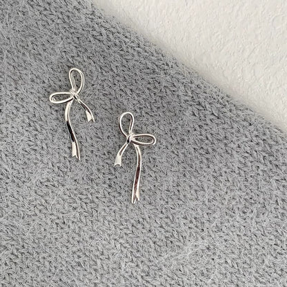 Bow Stud Earring