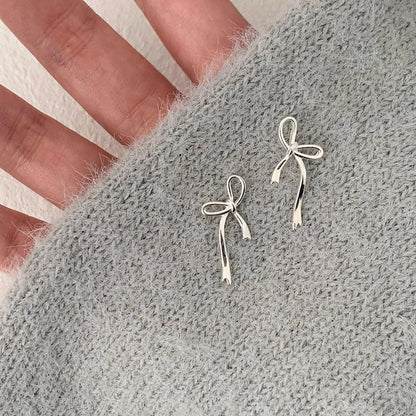 Bow Stud Earring