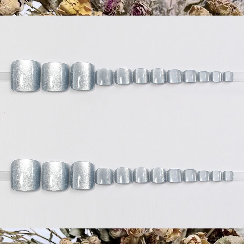 Einfacher Druck-auf-Zehennagel