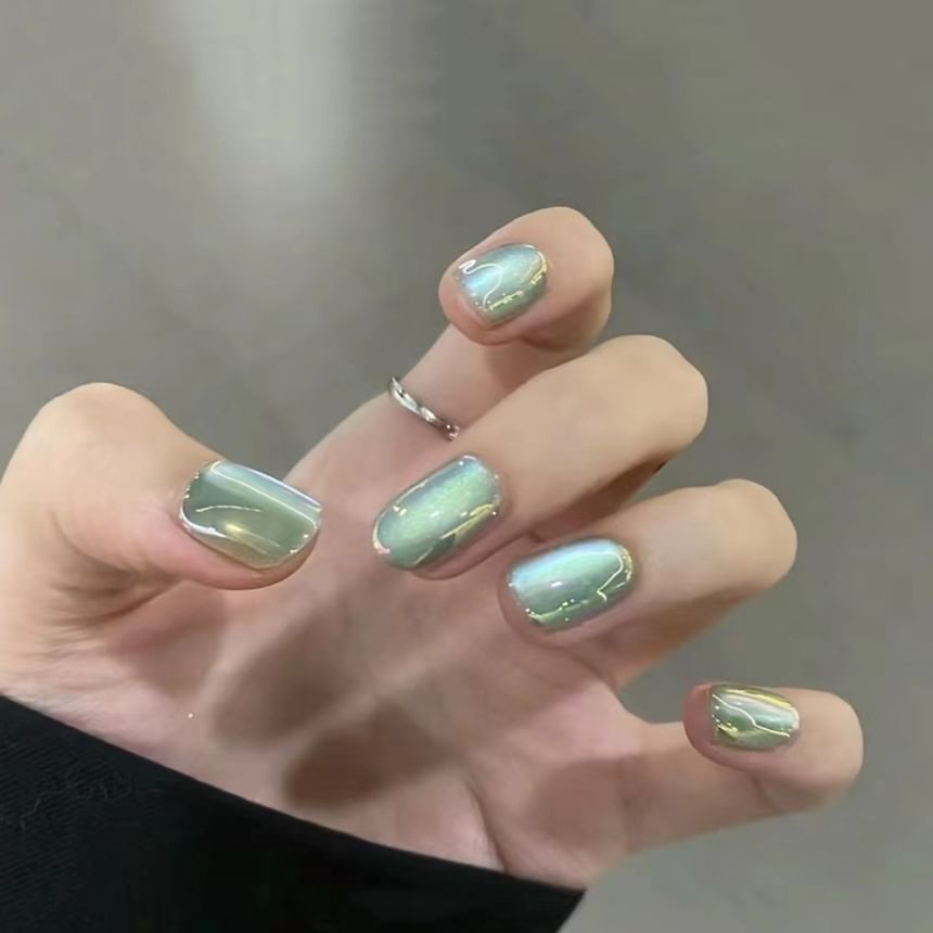 Katzenauge zum Aufdrücken von Nägeln