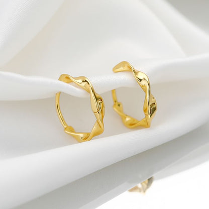 Hoop Wavy Sterling Silver Earring