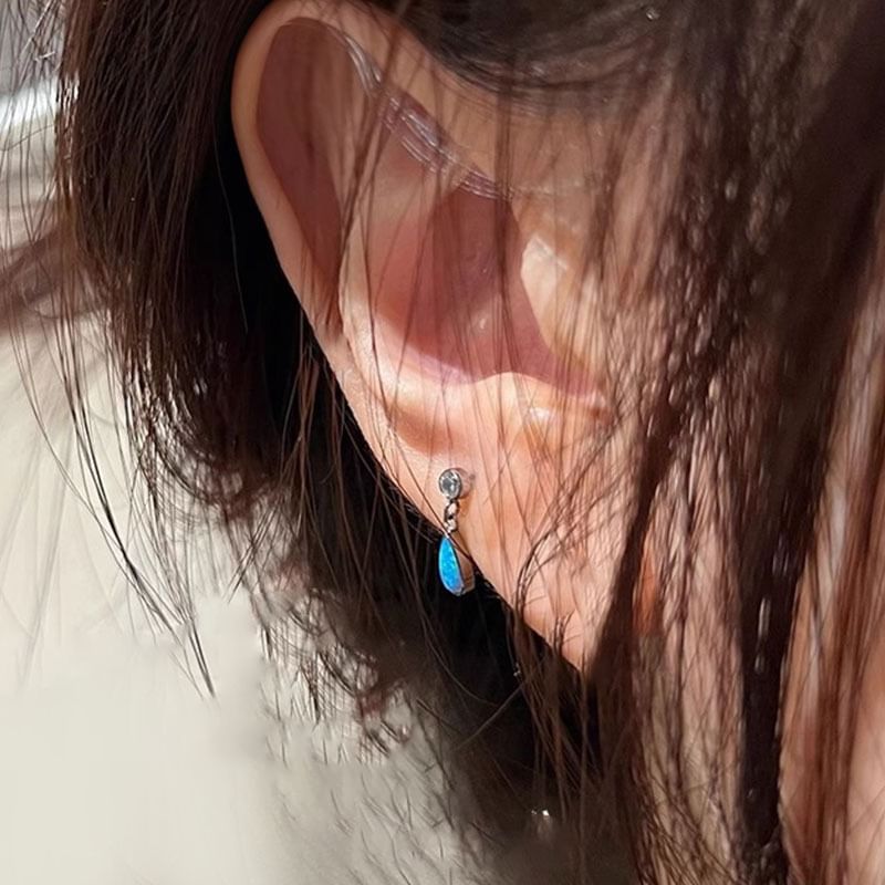 Waterdrop Ear Stud