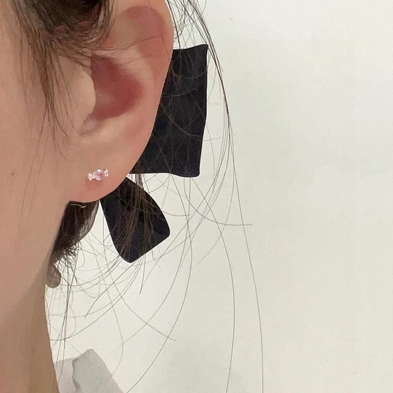 Rhinestone Stud Candy Ear