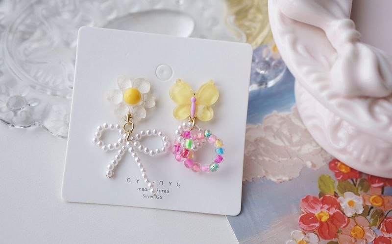 Earring Asymmetrical Flower Drop On / Clip Beaded