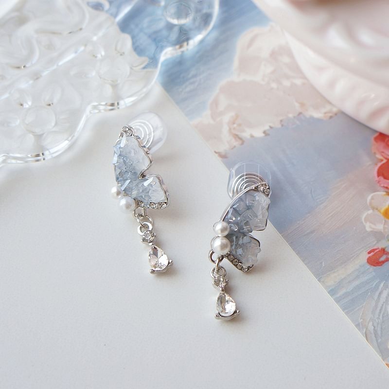 Butterfly Earring On / Clip Drop