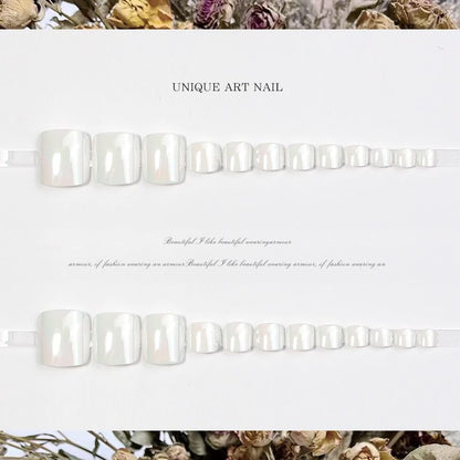 Einfacher Druck-auf-Zehennagel