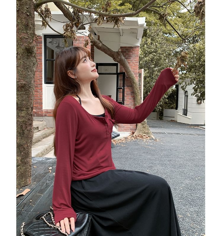 Long-Sleeve Henley Plain T-Shirt / Halter Plain Midi A-Line Dress