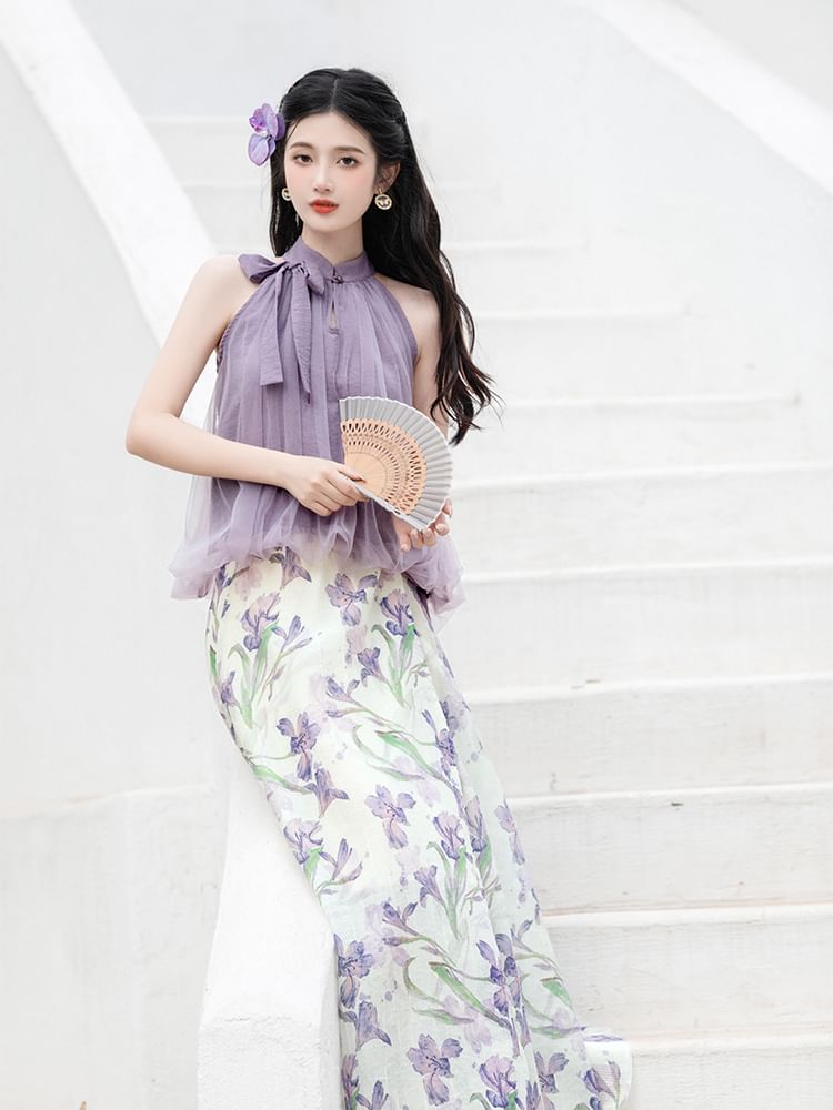 Sleeveless Mock Neck Plain Blouse / High Waist Floral Midi Skirt / Set