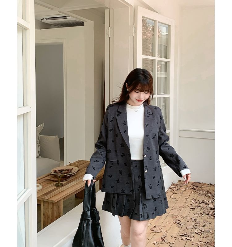 Notch Lapel Butterfly Jacquard Single-Breasted Blazer / High Waist Pleated Mini A-Line Skirt