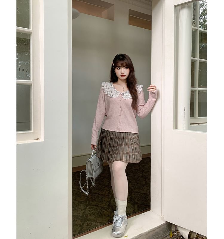 Lace Collar Two Tone Button-Up Cardigan