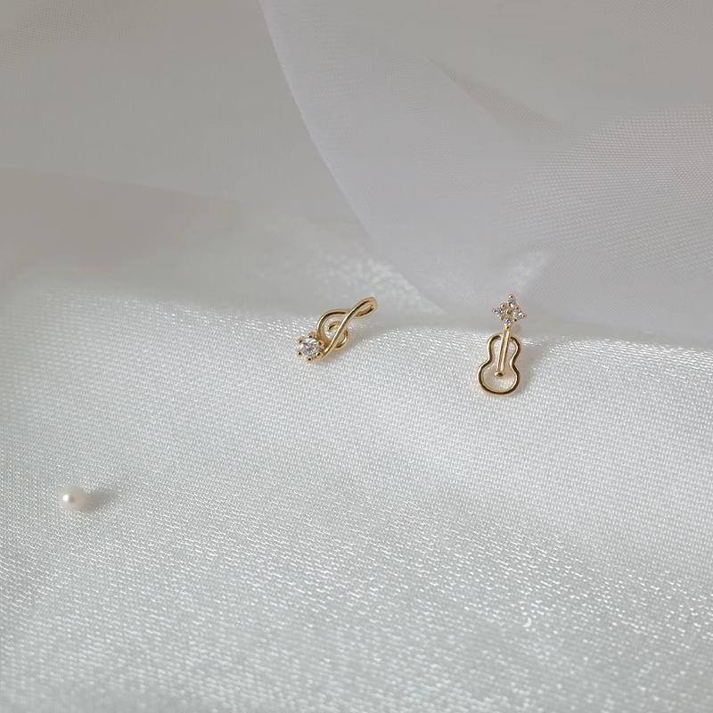 Asymmetrical Rhinestone Note Guitar Alloy Earring Stud Music
