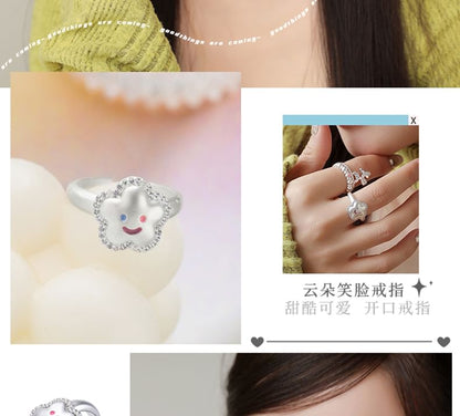 Open Flower Face Smiley Ring