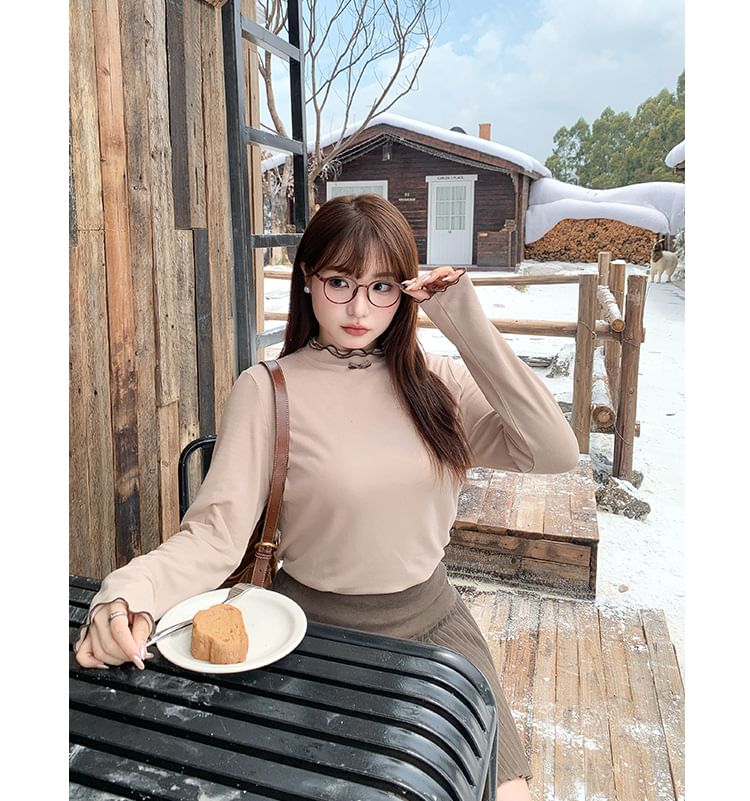 Double-Layered Wood Ear Trim Bow Contrast Trim Knit Top