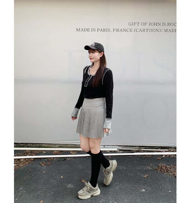 High-Rise Plain Accordion Pleat Skirt