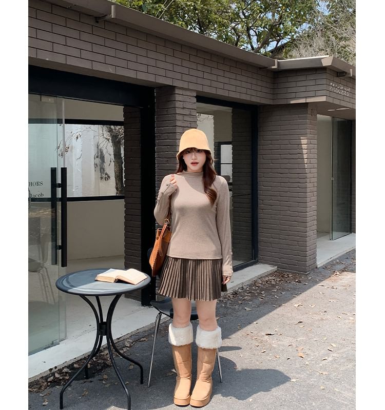 Long Sleeve Mock Neck Plain Top