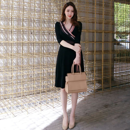 3/4-Sleeve V-Neck Patterned Sashed A-Line Wrap Dress