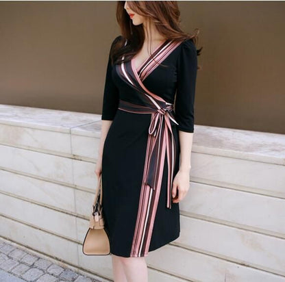 3/4-Sleeve V-Neck Patterned Sashed A-Line Wrap Dress