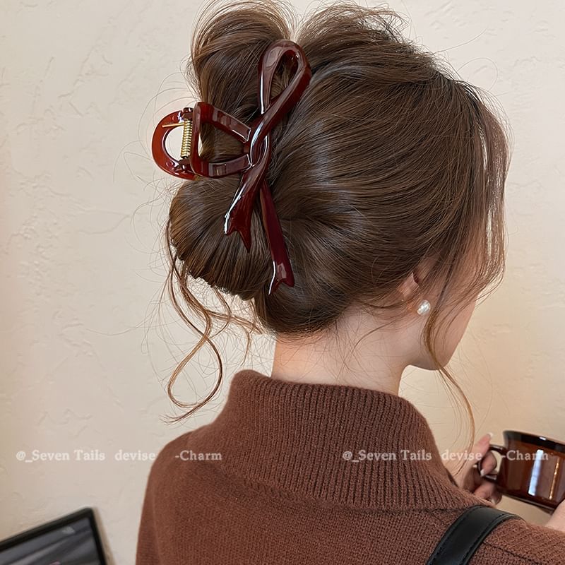 Plain Claw Hair Bow