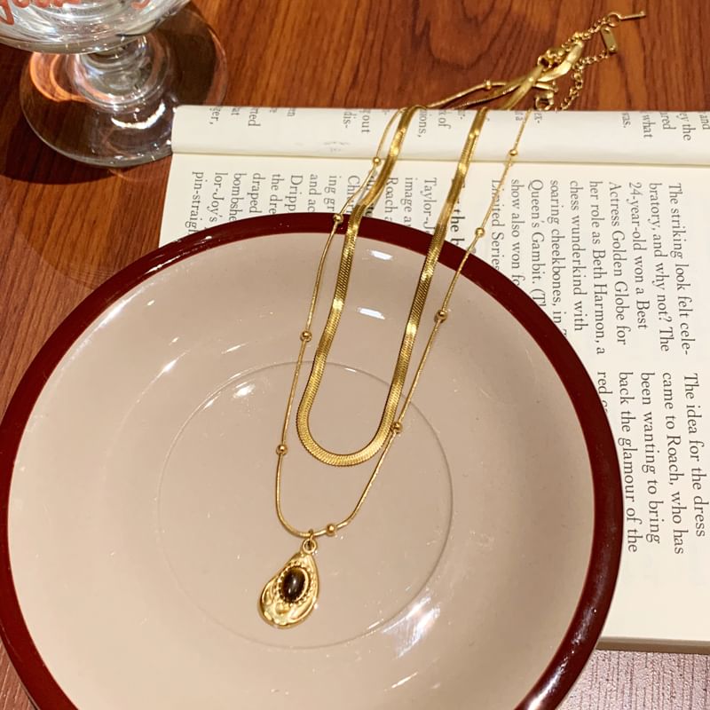 Snakebone Necklace Pendant / Set Stone