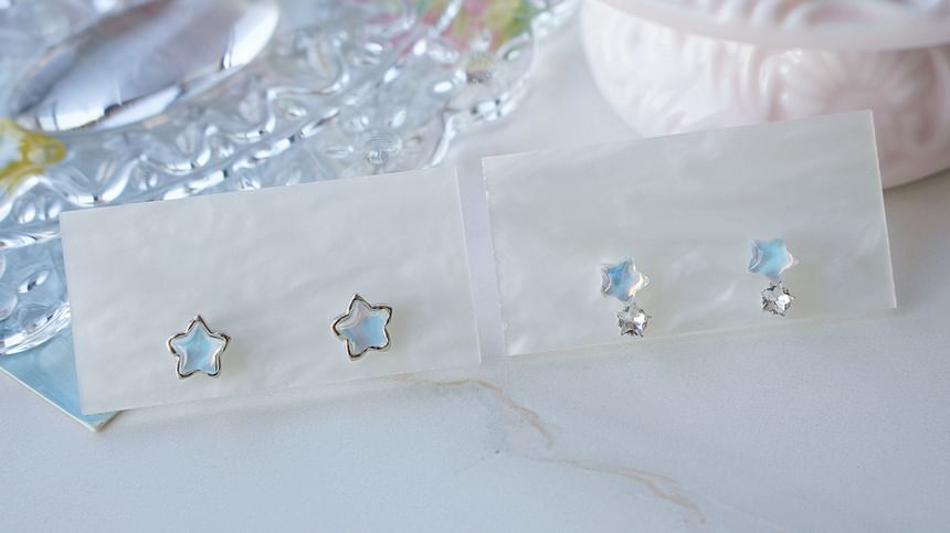 Ear Stud Star